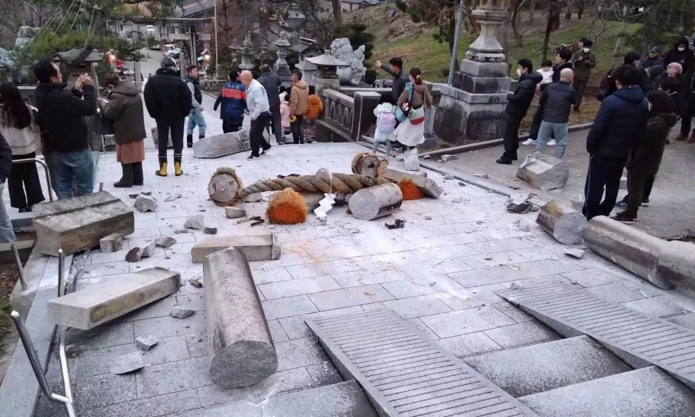 Ιαπωνία: 4 νεκροί και ανυπολόγιστες ζημιές από τα 7,6 Ρίχτερ